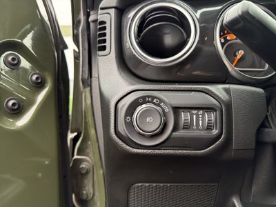 2021 Jeep Wrangler Unlimited Sahara Altitude