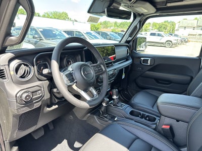 2025 Jeep Wrangler Sahara