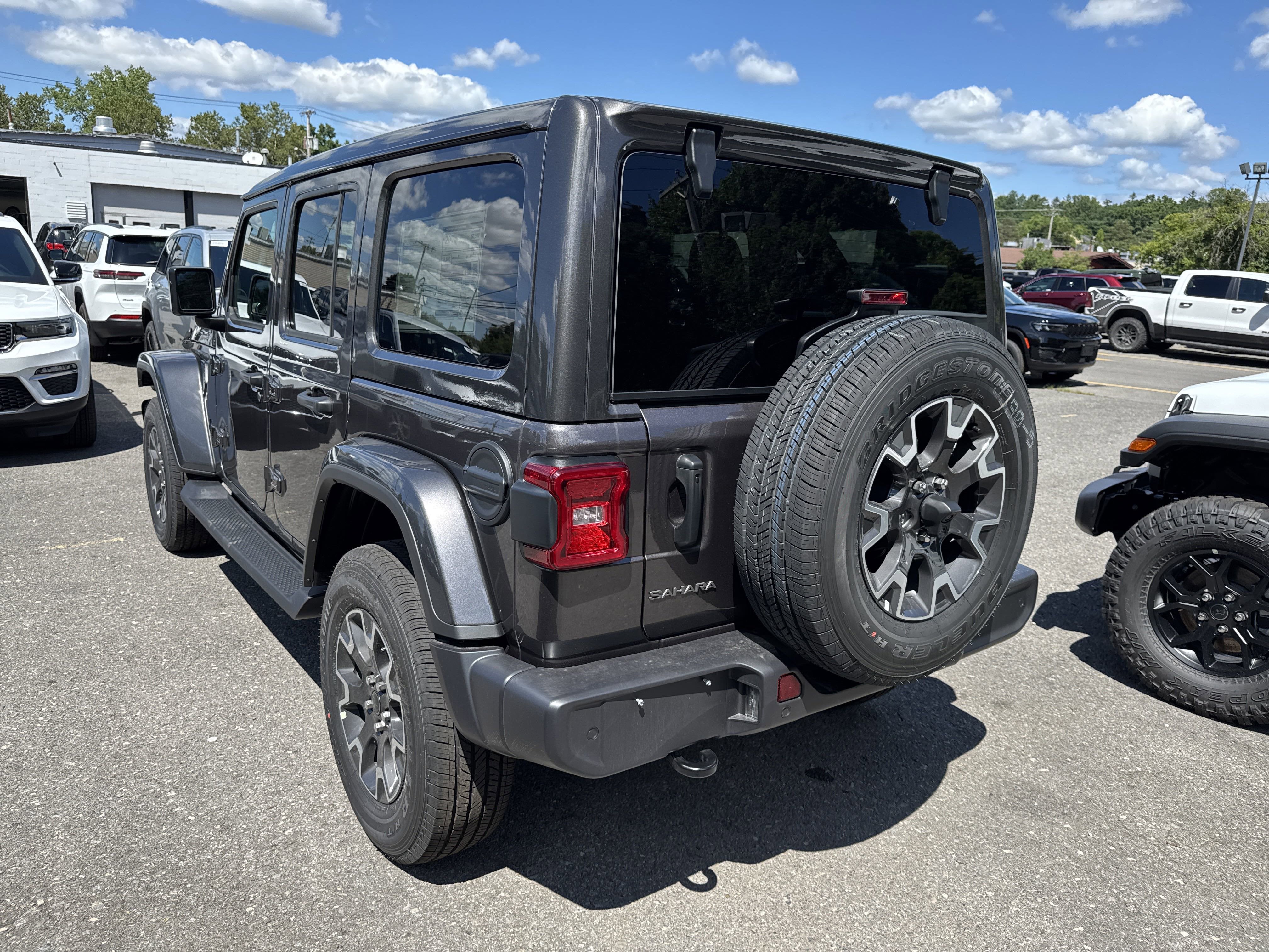 2025 Jeep Wrangler Sahara