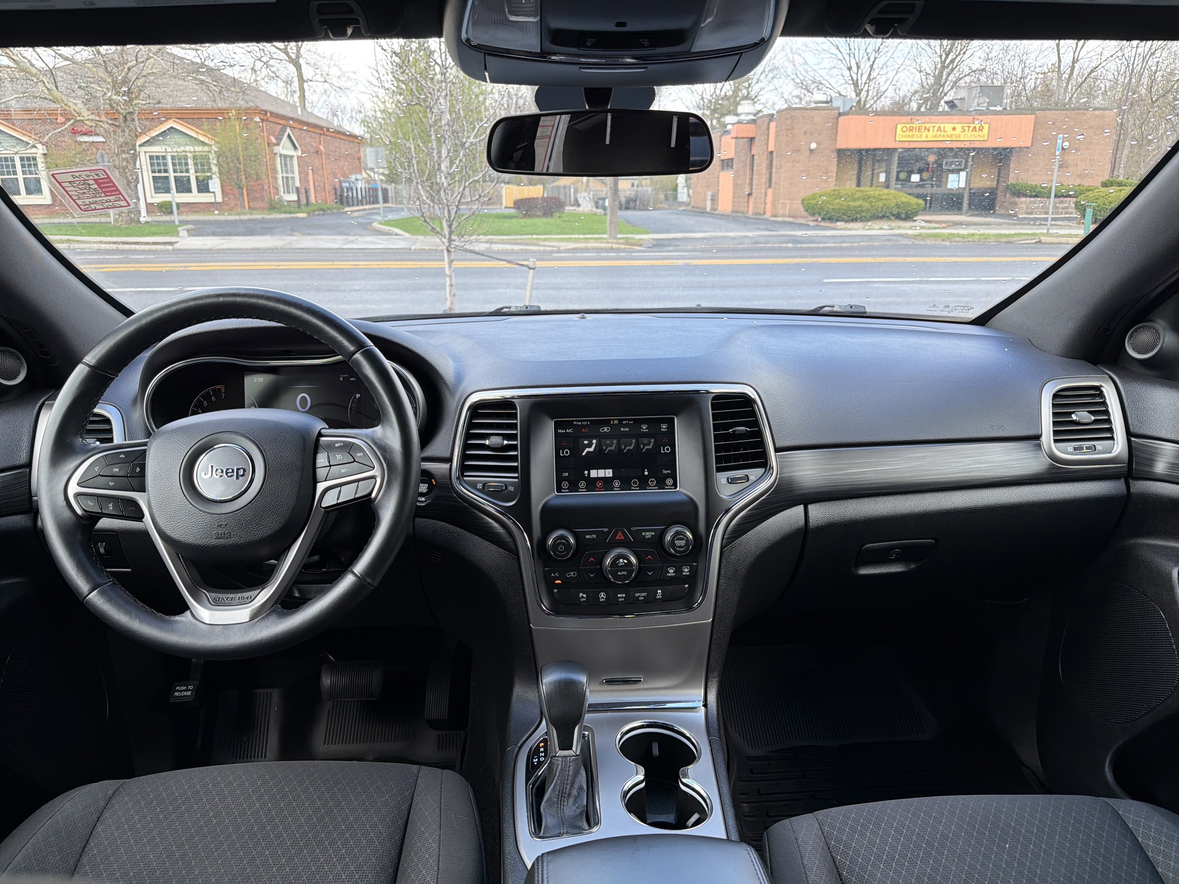 2019 Jeep Grand Cherokee Laredo E