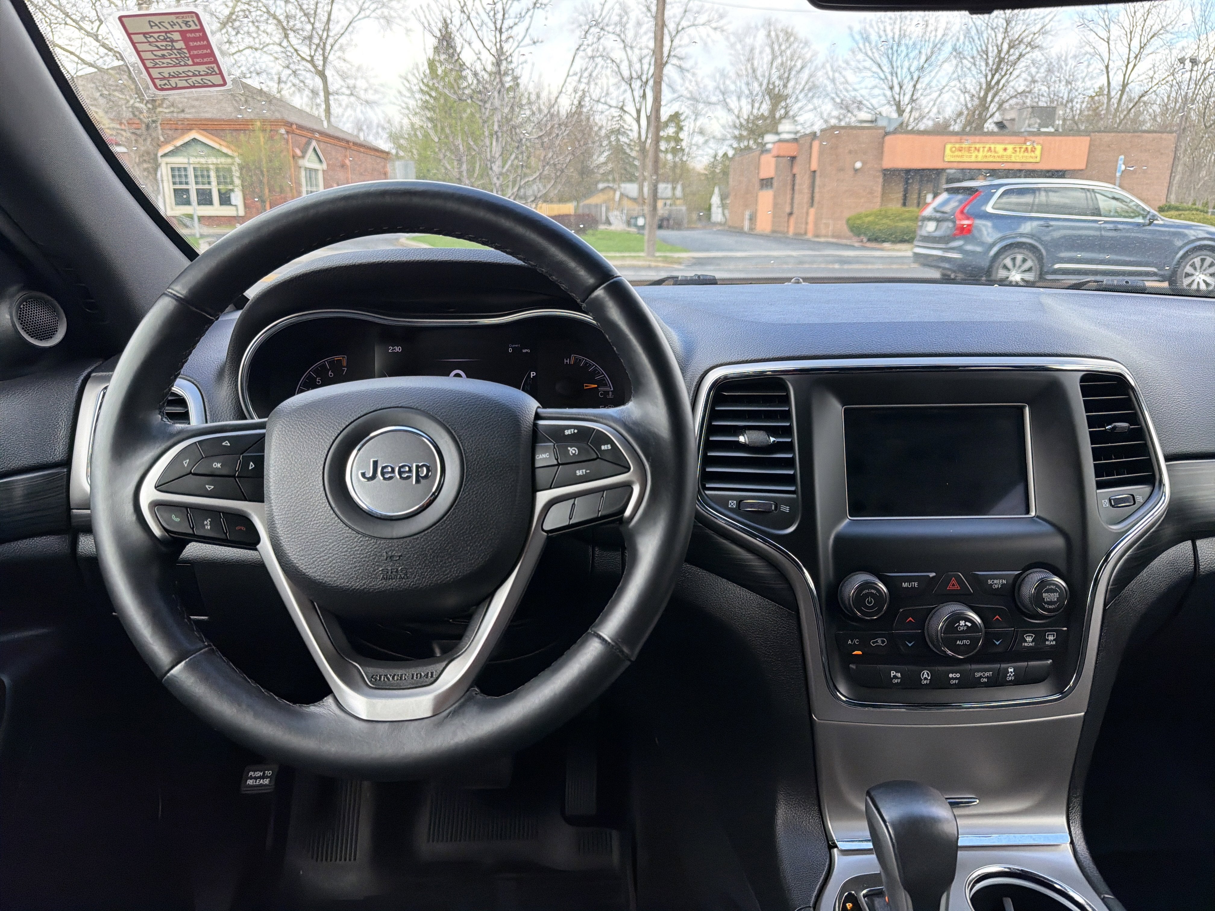 2019 Jeep Grand Cherokee Laredo E