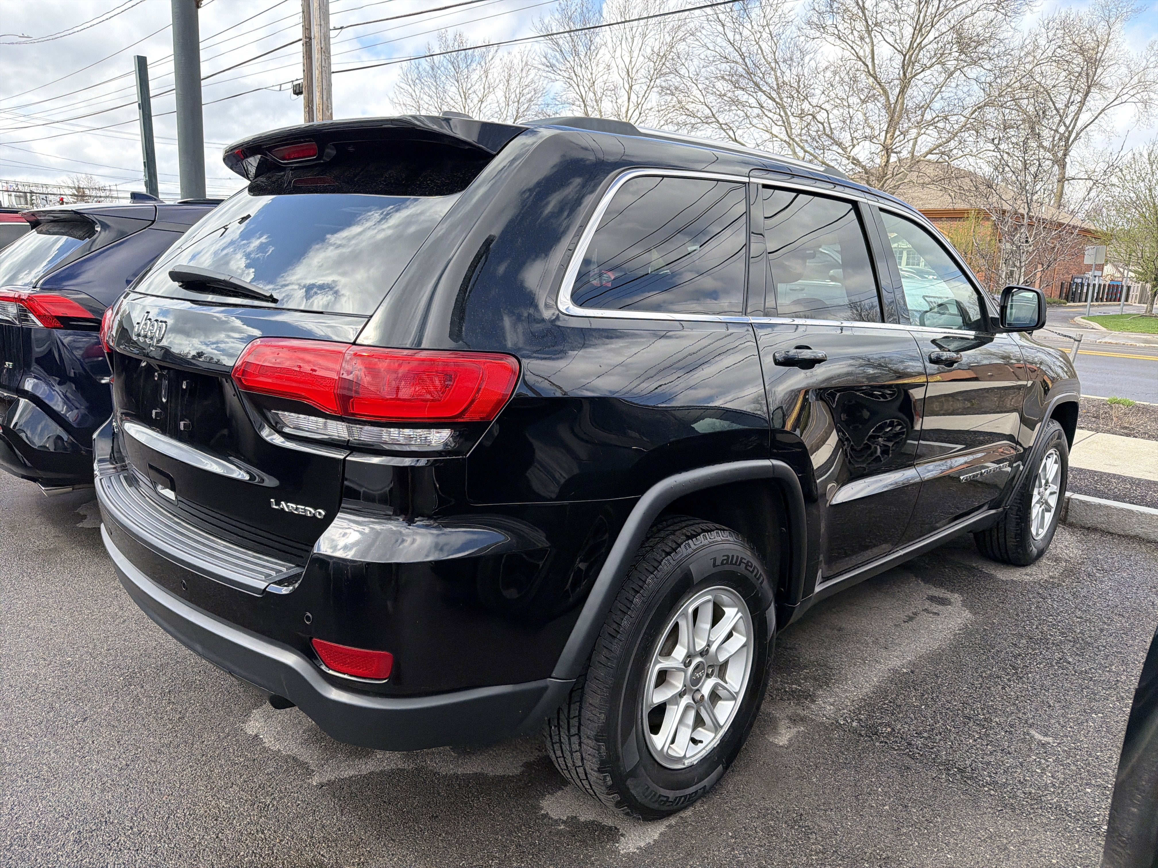 2019 Jeep Grand Cherokee Laredo E