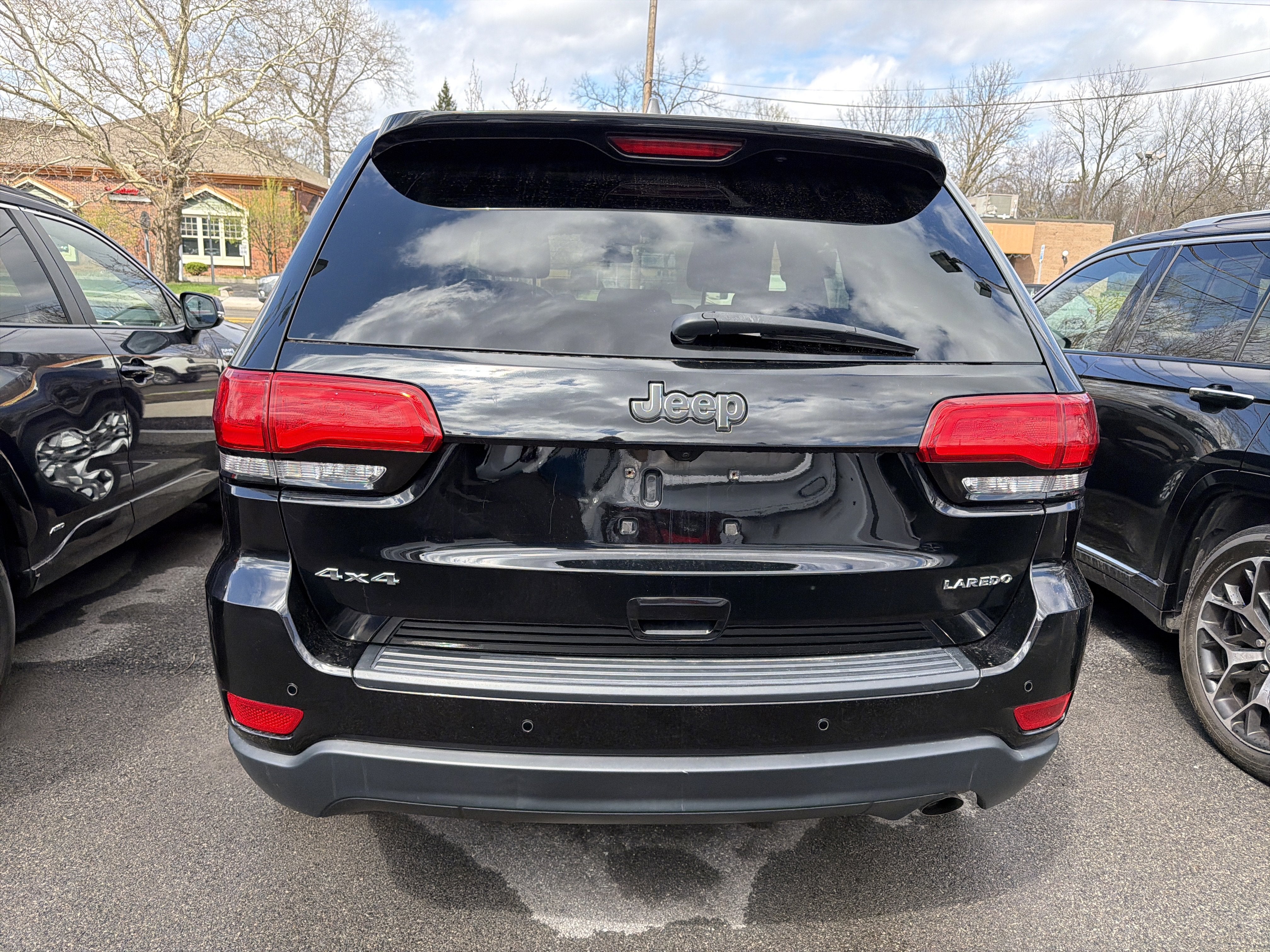 2019 Jeep Grand Cherokee Laredo E