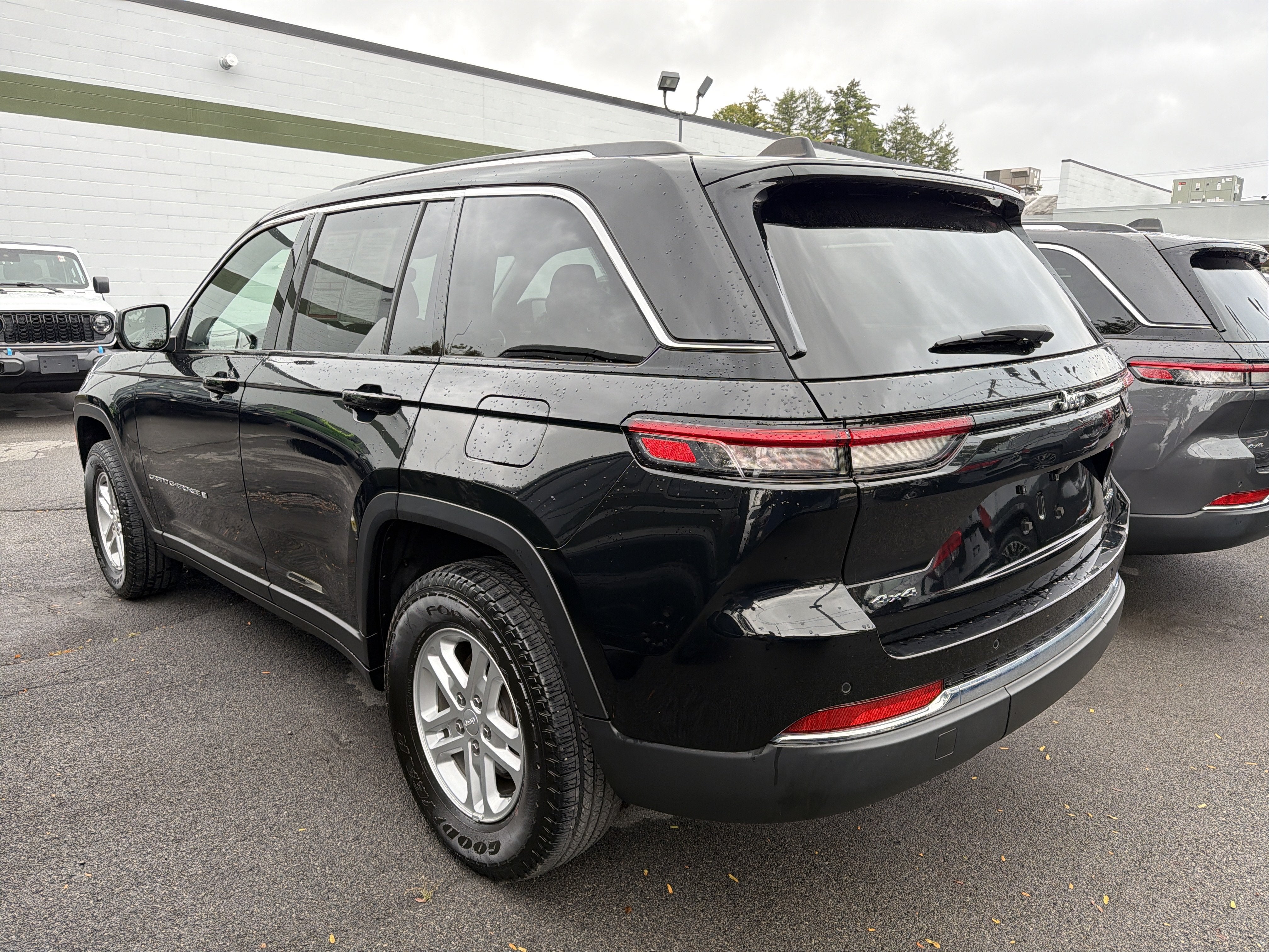 2023 Jeep Grand Cherokee Laredo