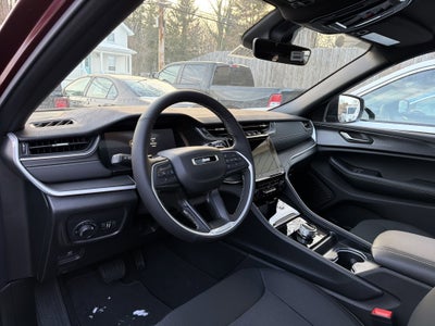 2025 Jeep Grand Cherokee Laredo X