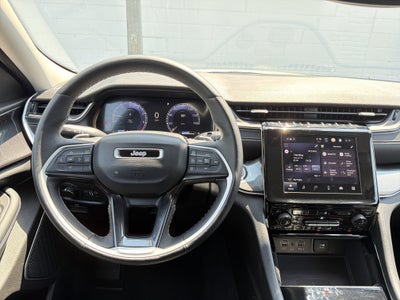 2022 Jeep Grand Cherokee Laredo