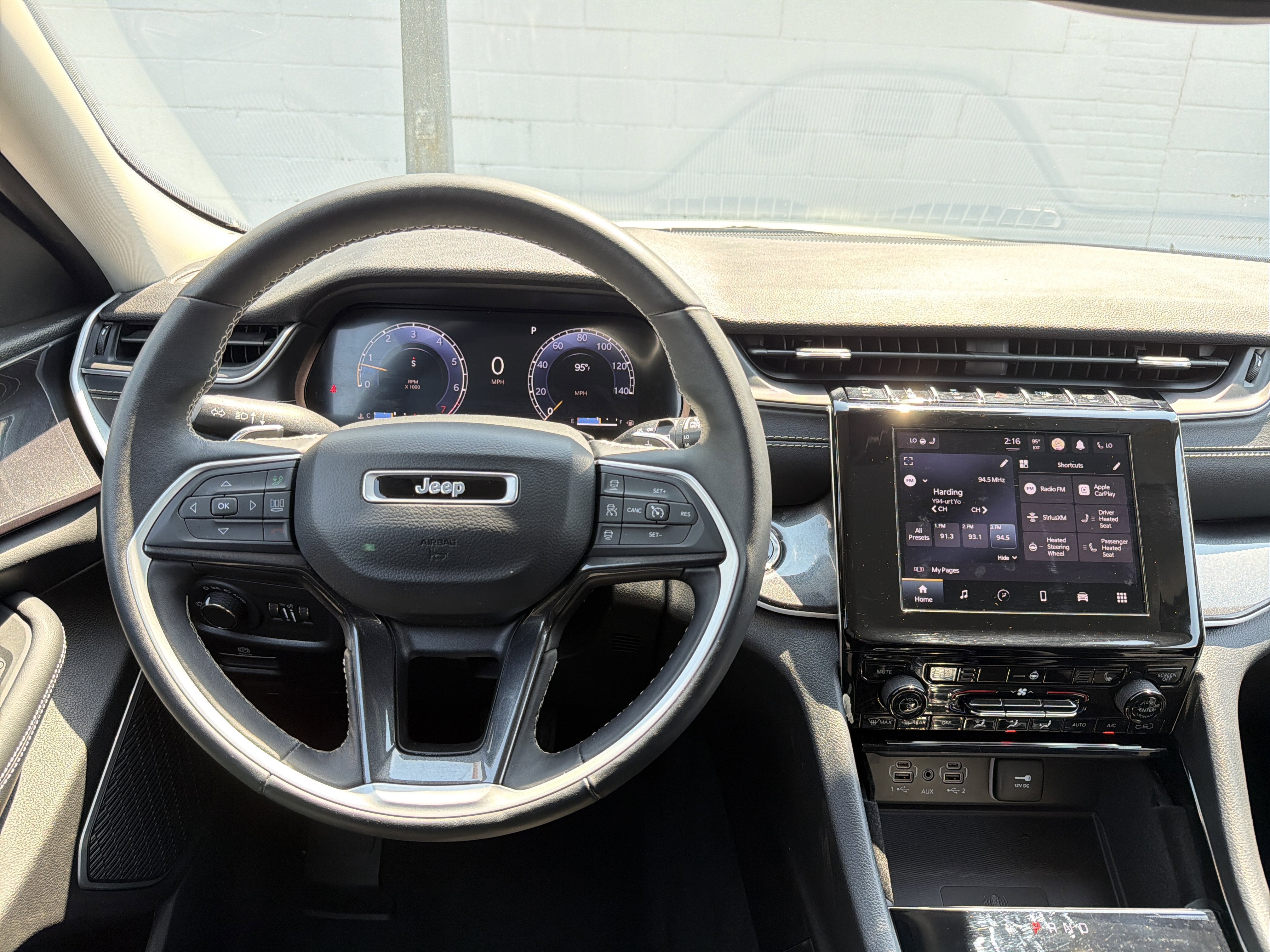 2022 Jeep Grand Cherokee Laredo