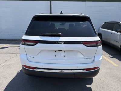 2022 Jeep Grand Cherokee Laredo