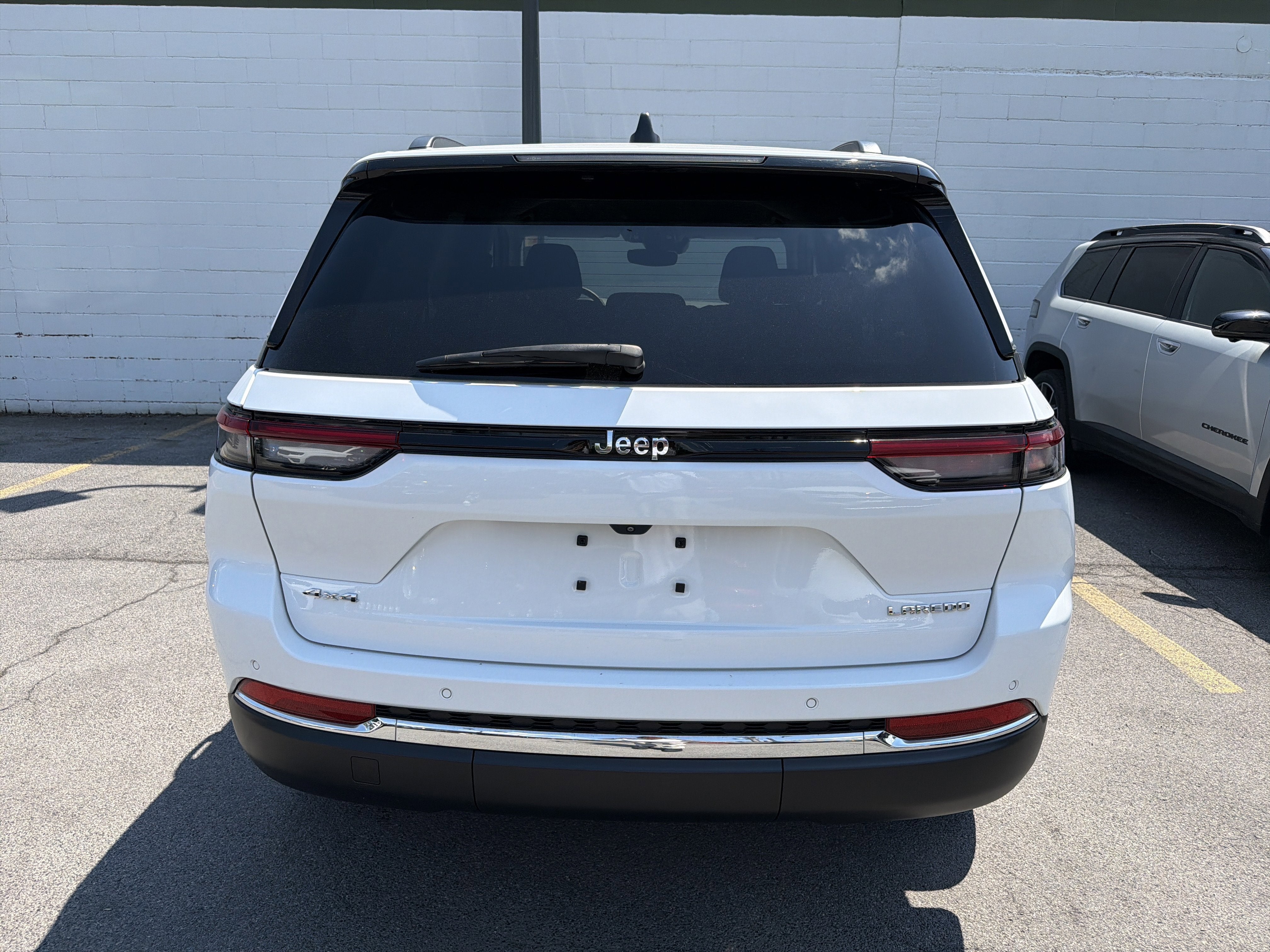 2022 Jeep Grand Cherokee Laredo