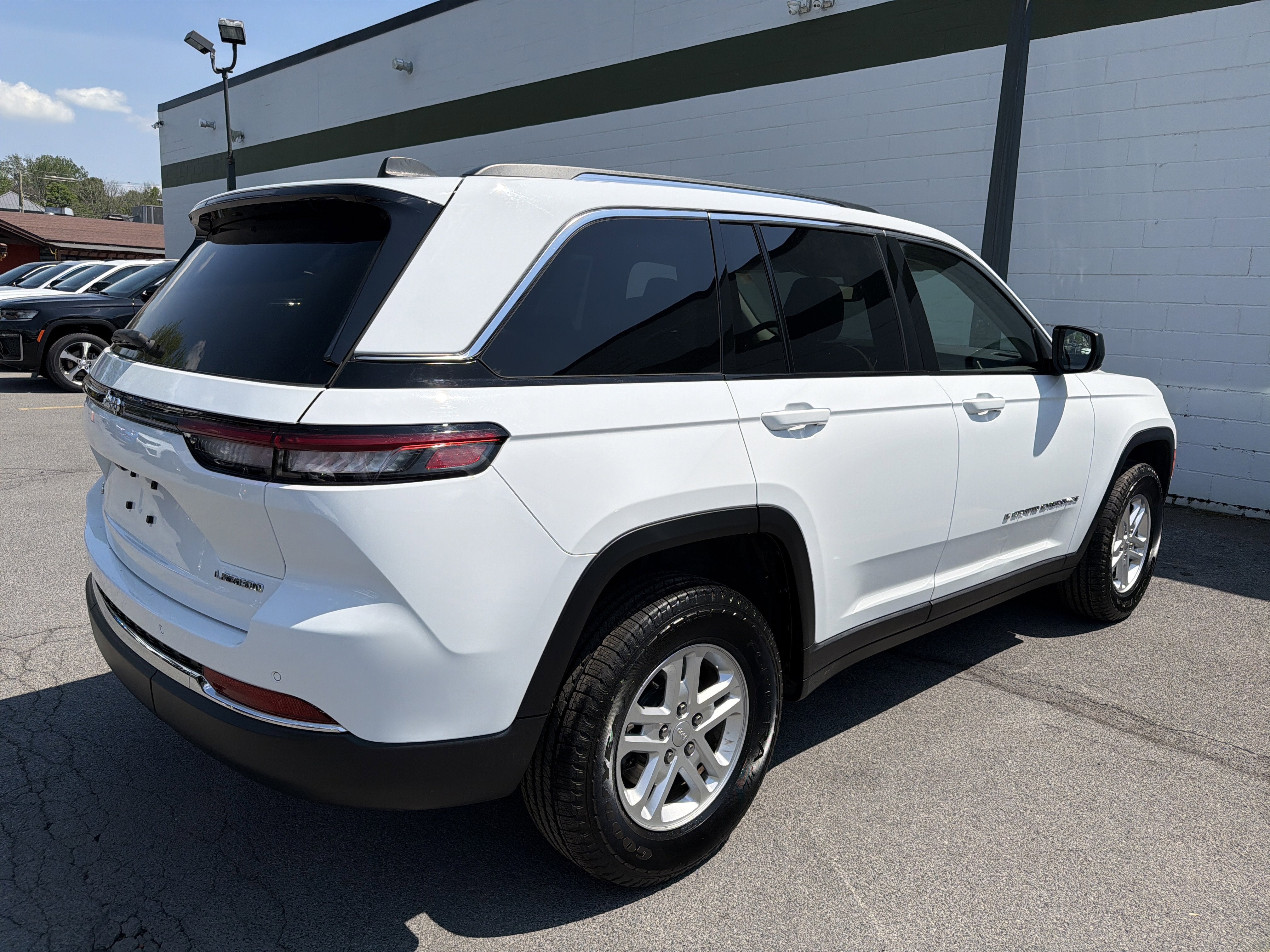 2022 Jeep Grand Cherokee Laredo