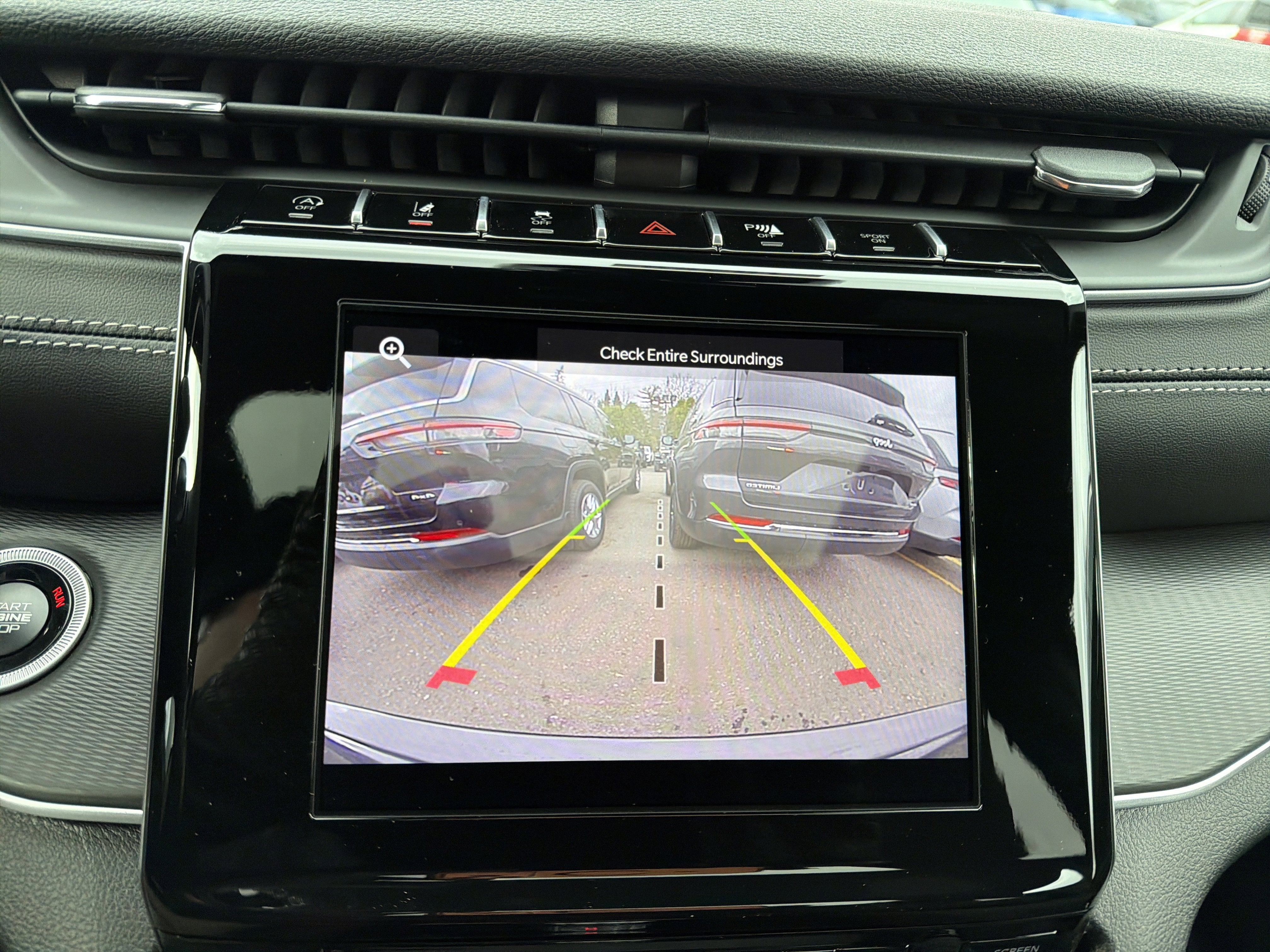 2026 Jeep Grand Cherokee Laredo X