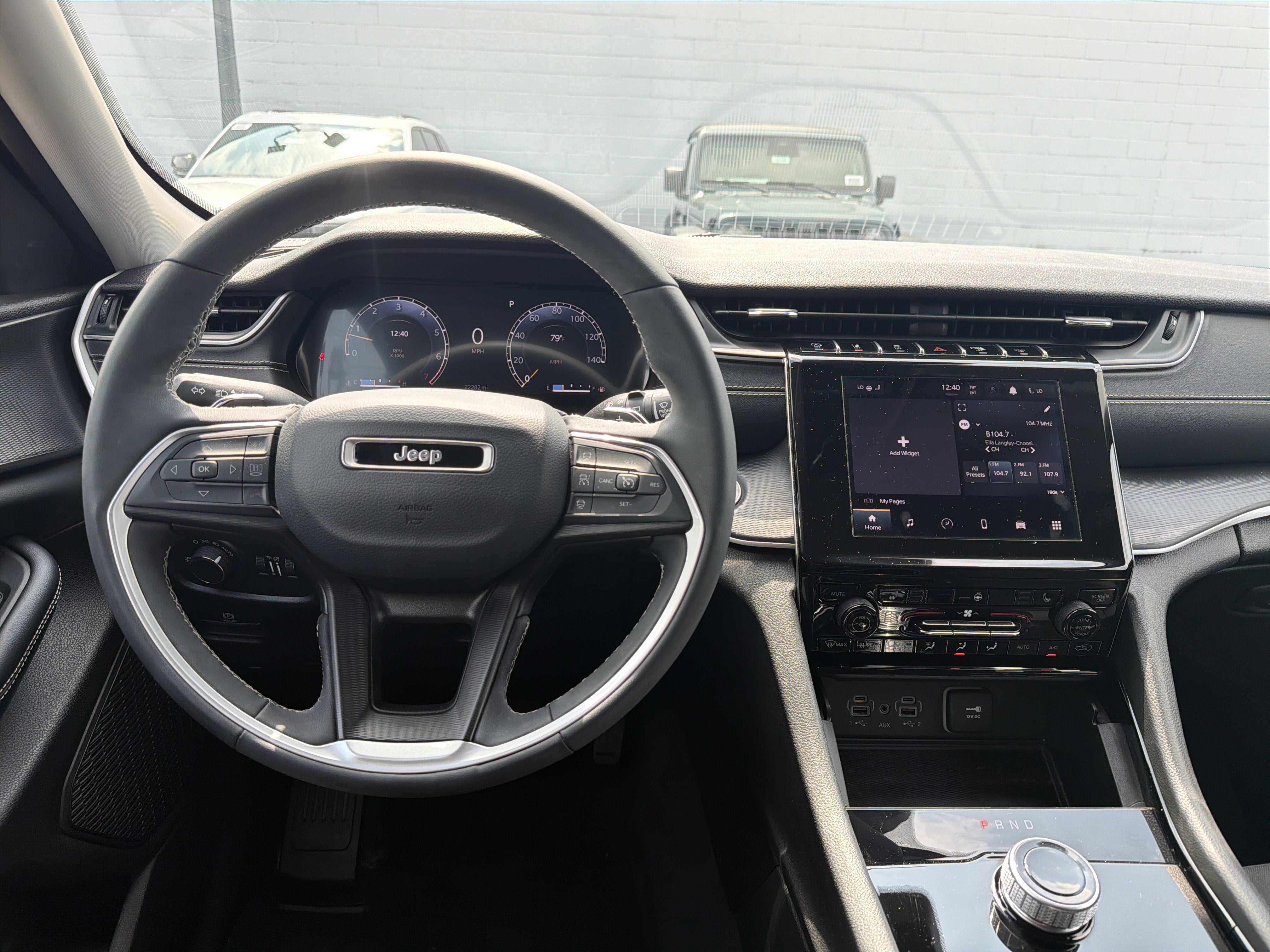 2023 Jeep Grand Cherokee Laredo
