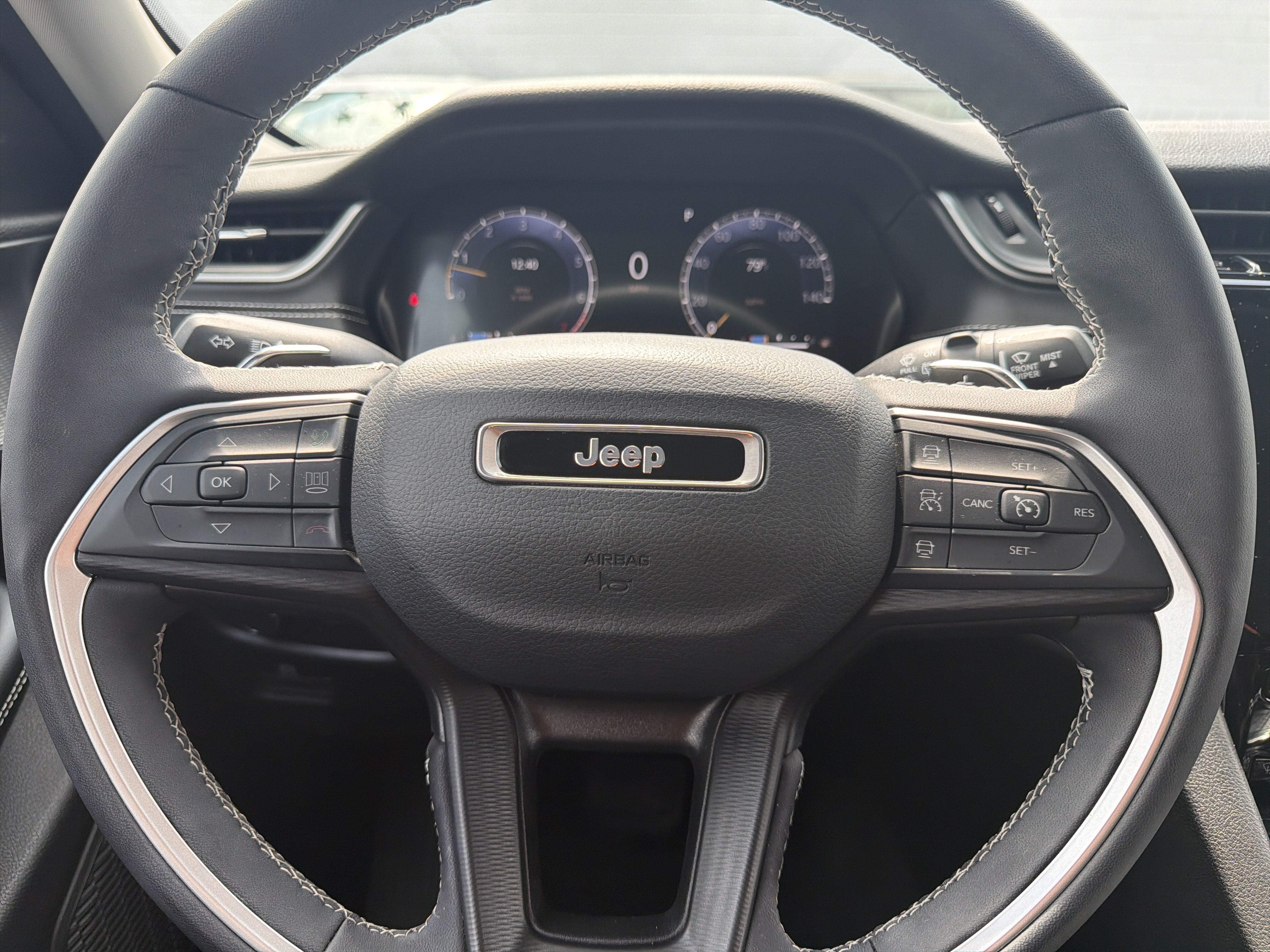 2023 Jeep Grand Cherokee Laredo
