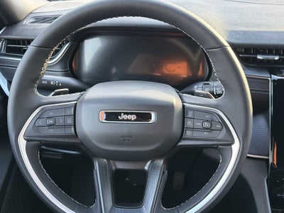 2025 Jeep Grand Cherokee Laredo X