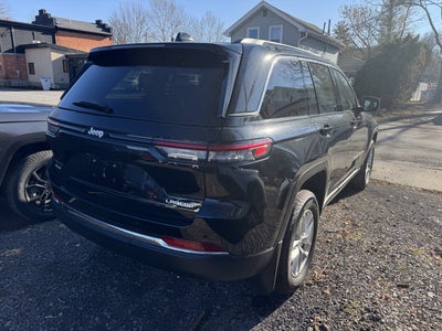 2025 Jeep Grand Cherokee Laredo X