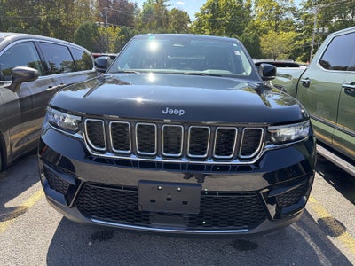 2023 Jeep Grand Cherokee Laredo