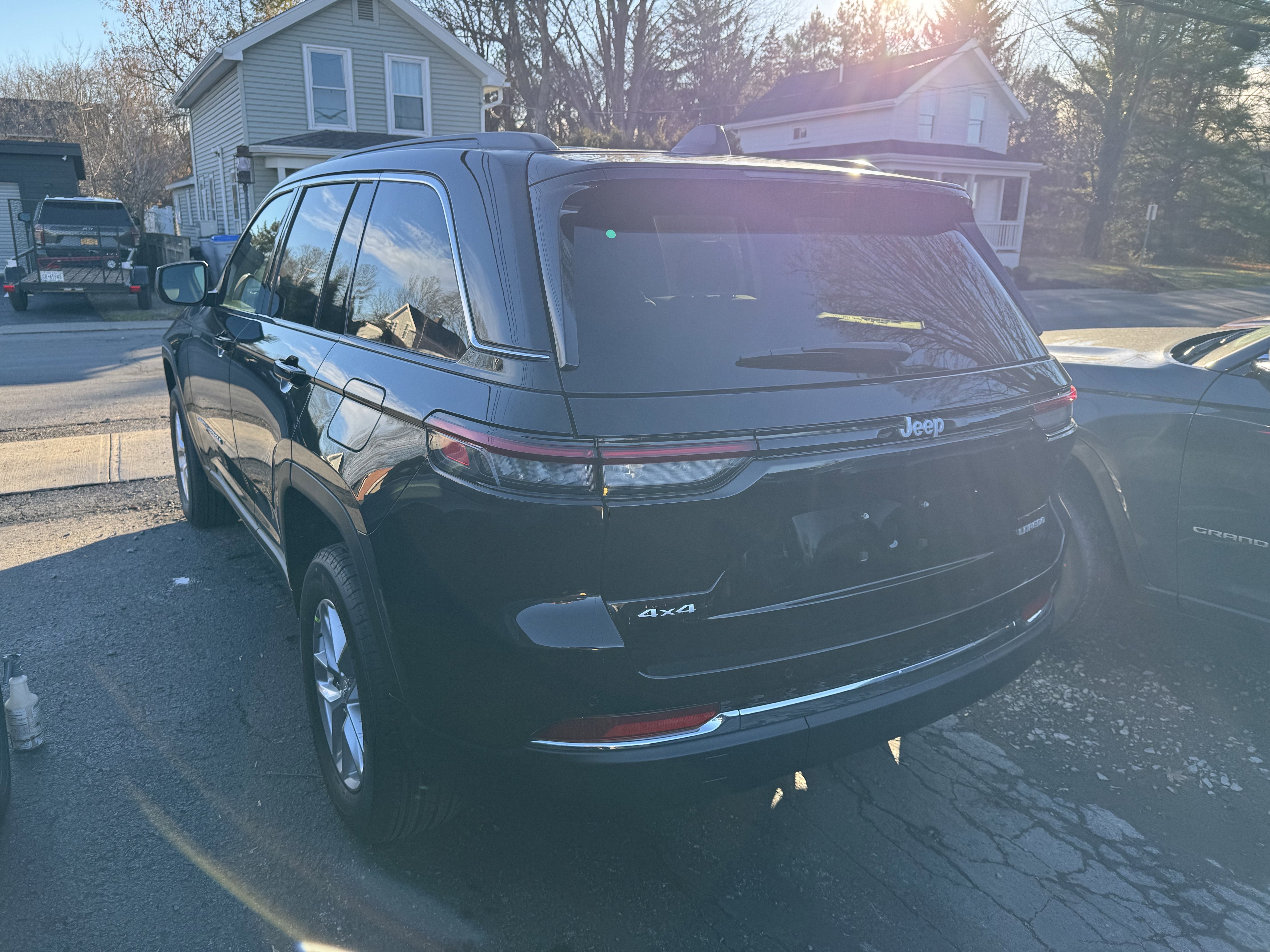 2025 Jeep Grand Cherokee GRAND CHEROKEE LAREDO X 4X4