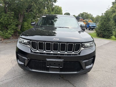 2026 Jeep Grand Cherokee Laredo