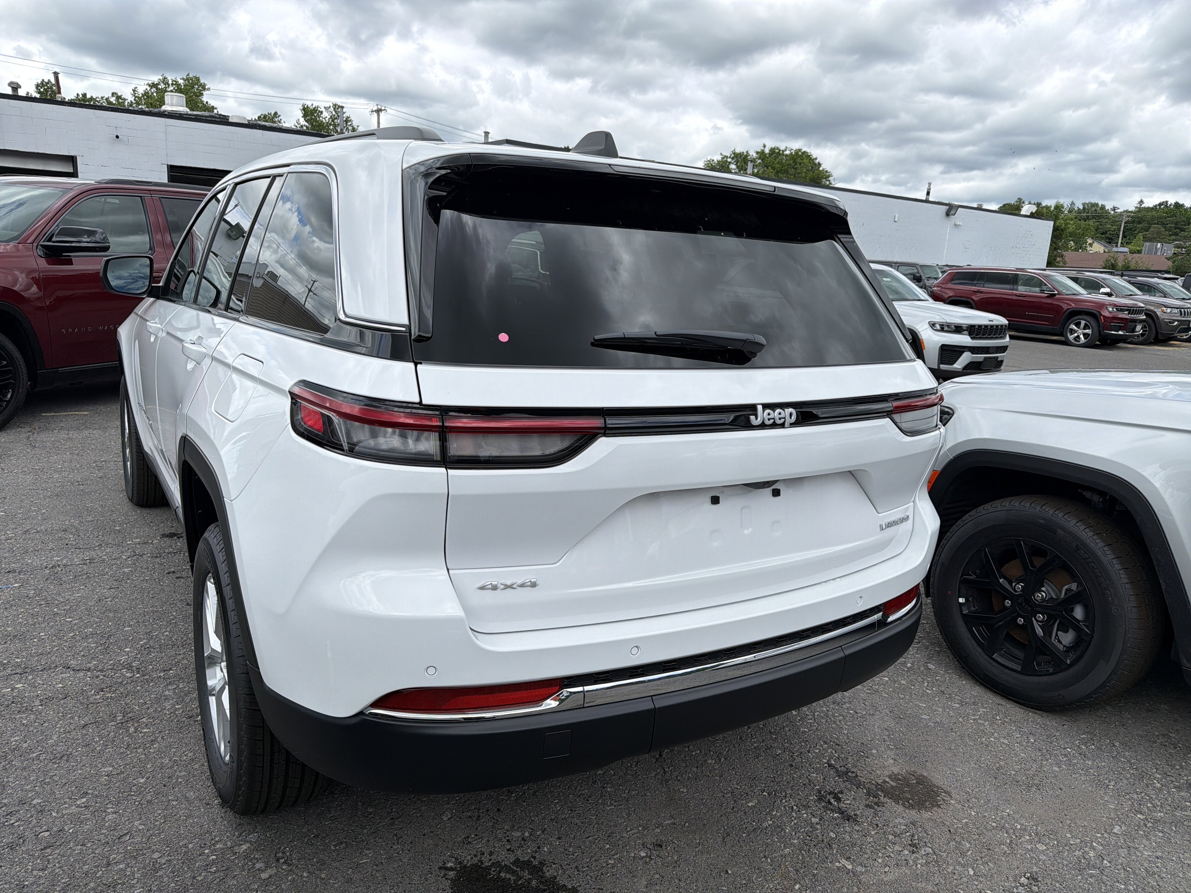 2026 Jeep Grand Cherokee Laredo X