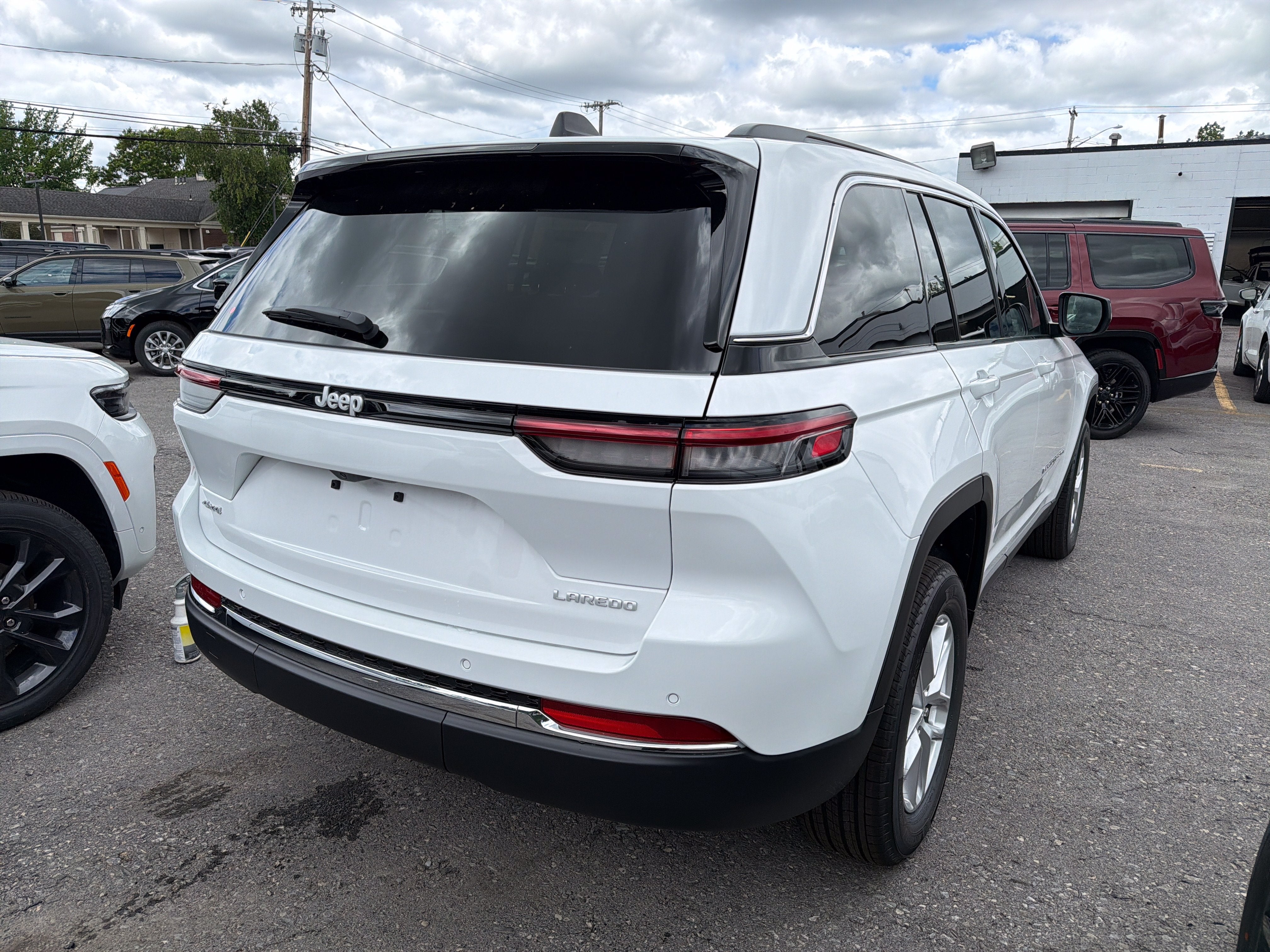 2026 Jeep Grand Cherokee Laredo X