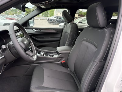 2026 Jeep Grand Cherokee Laredo X