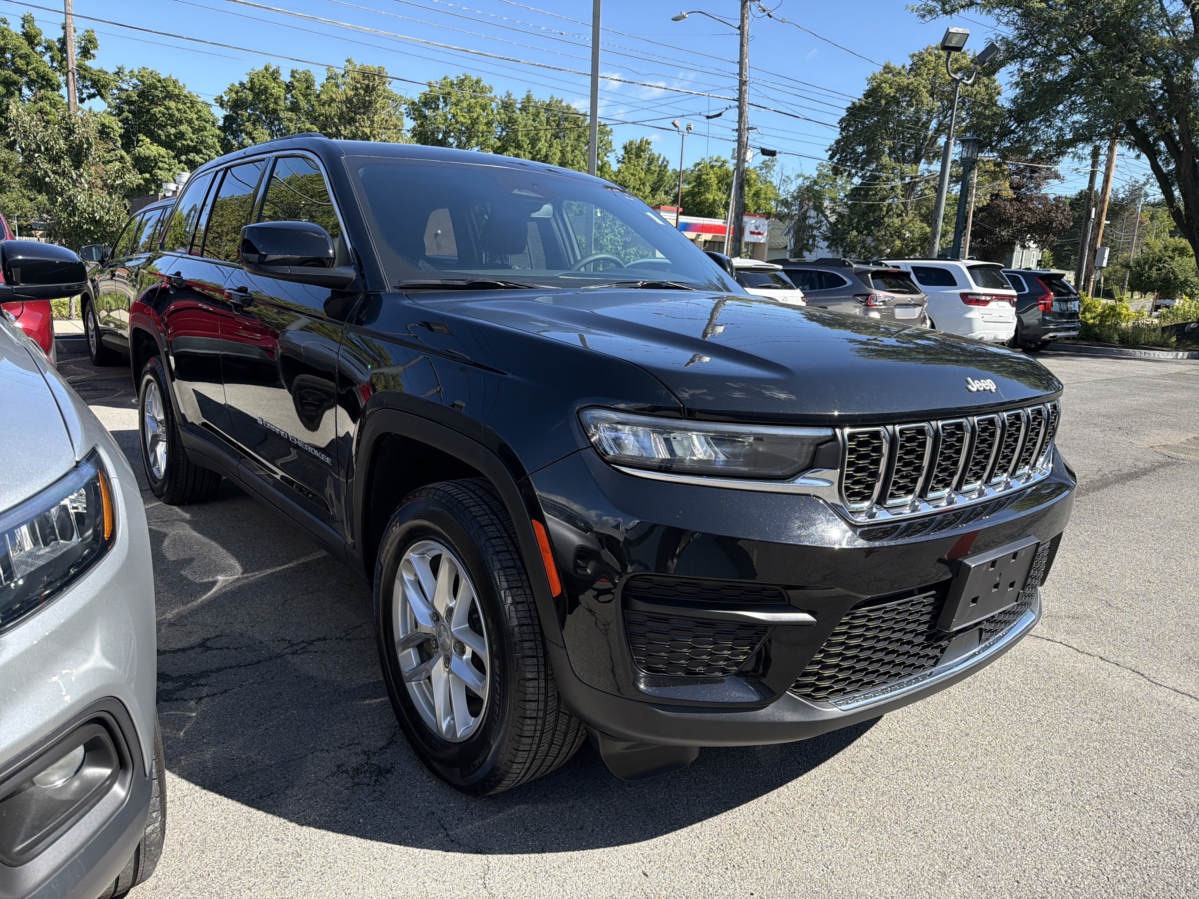 2024 Jeep Grand Cherokee Laredo X