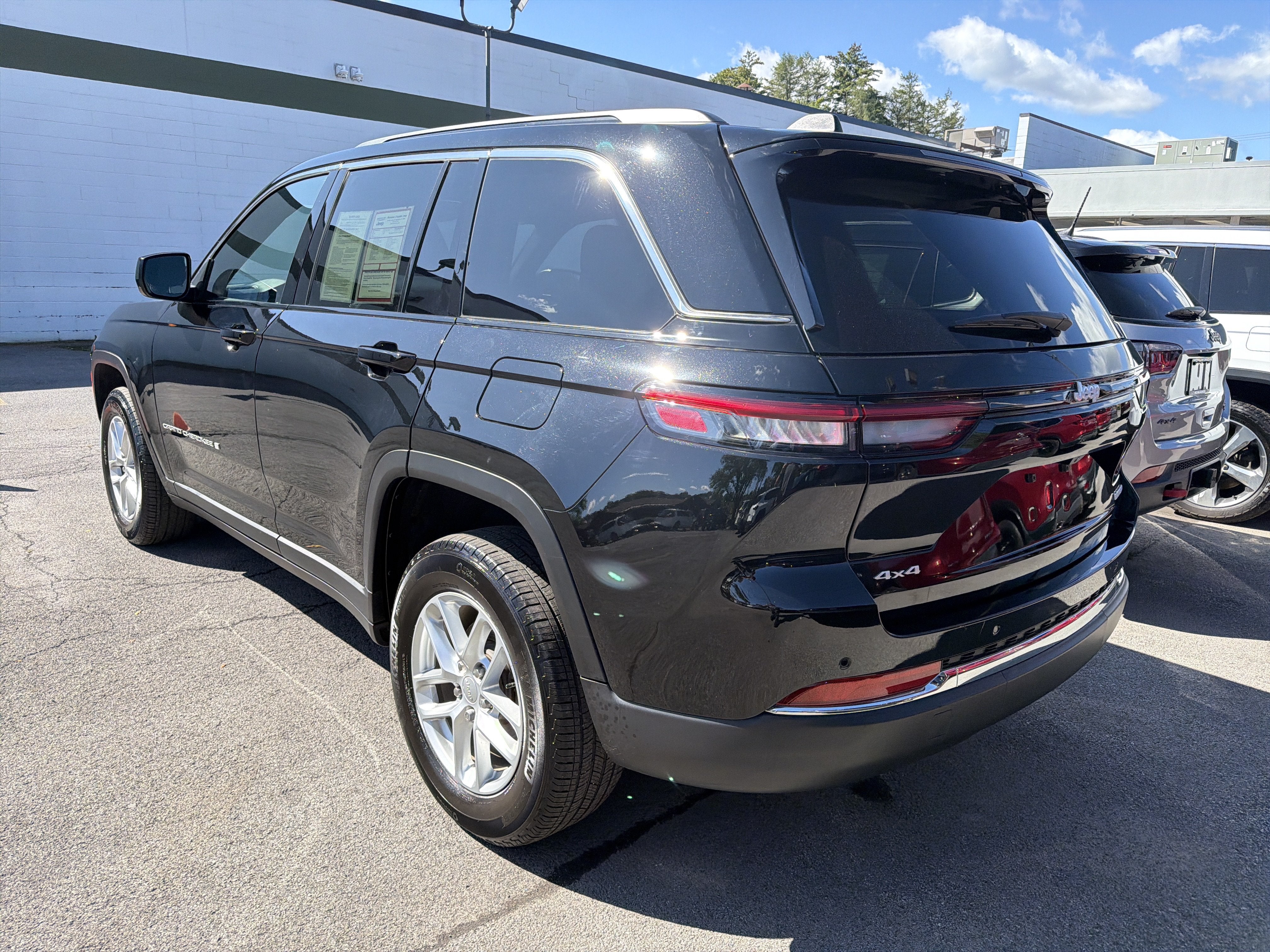 2024 Jeep Grand Cherokee Laredo X
