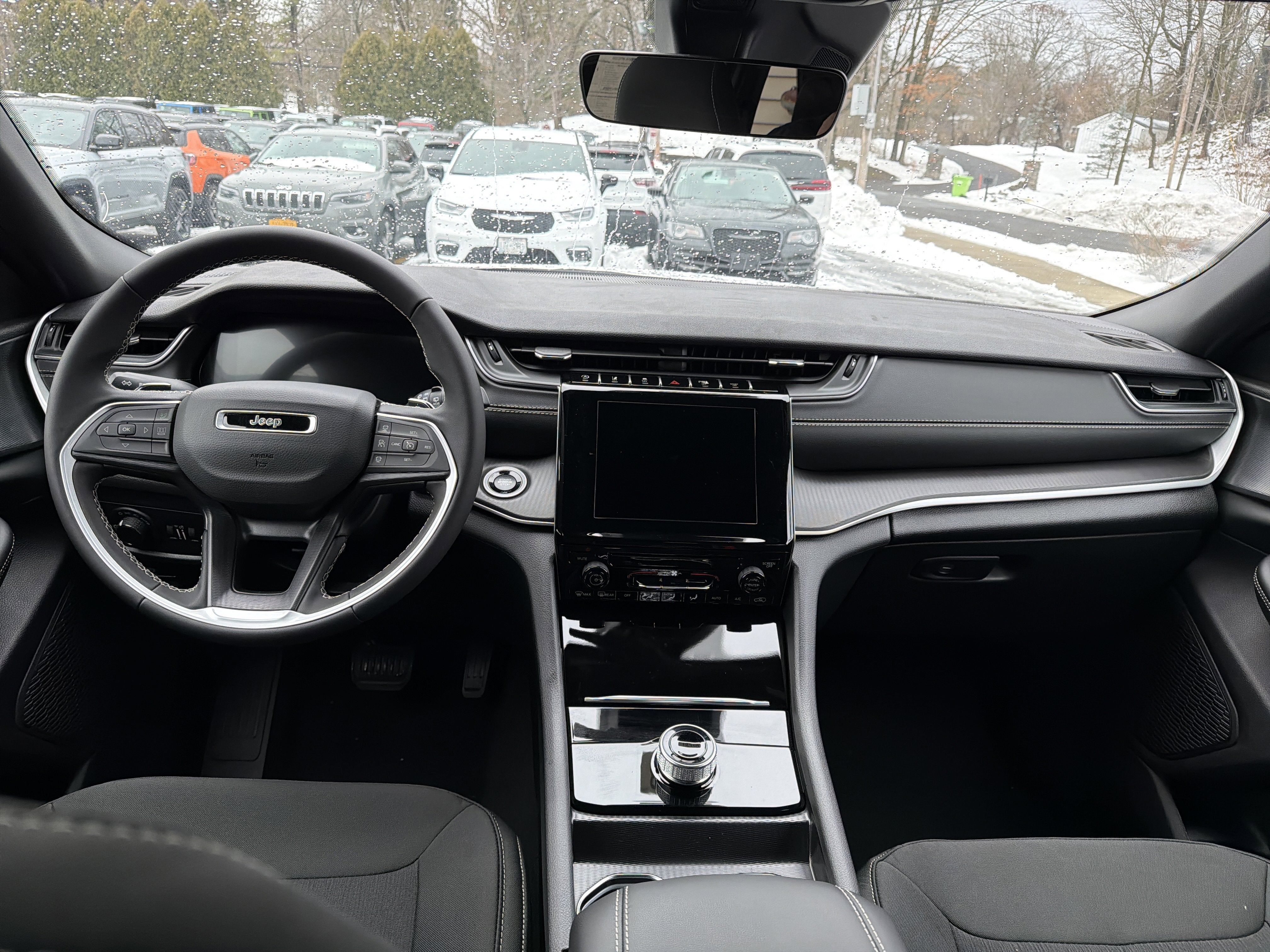 2025 Jeep Grand Cherokee Laredo X