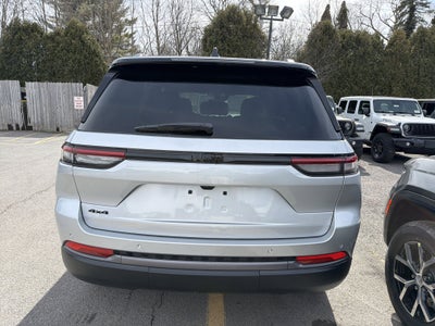 2026 Jeep Grand Cherokee Laredo Altitude