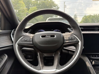 2026 Jeep Grand Cherokee Laredo Altitude