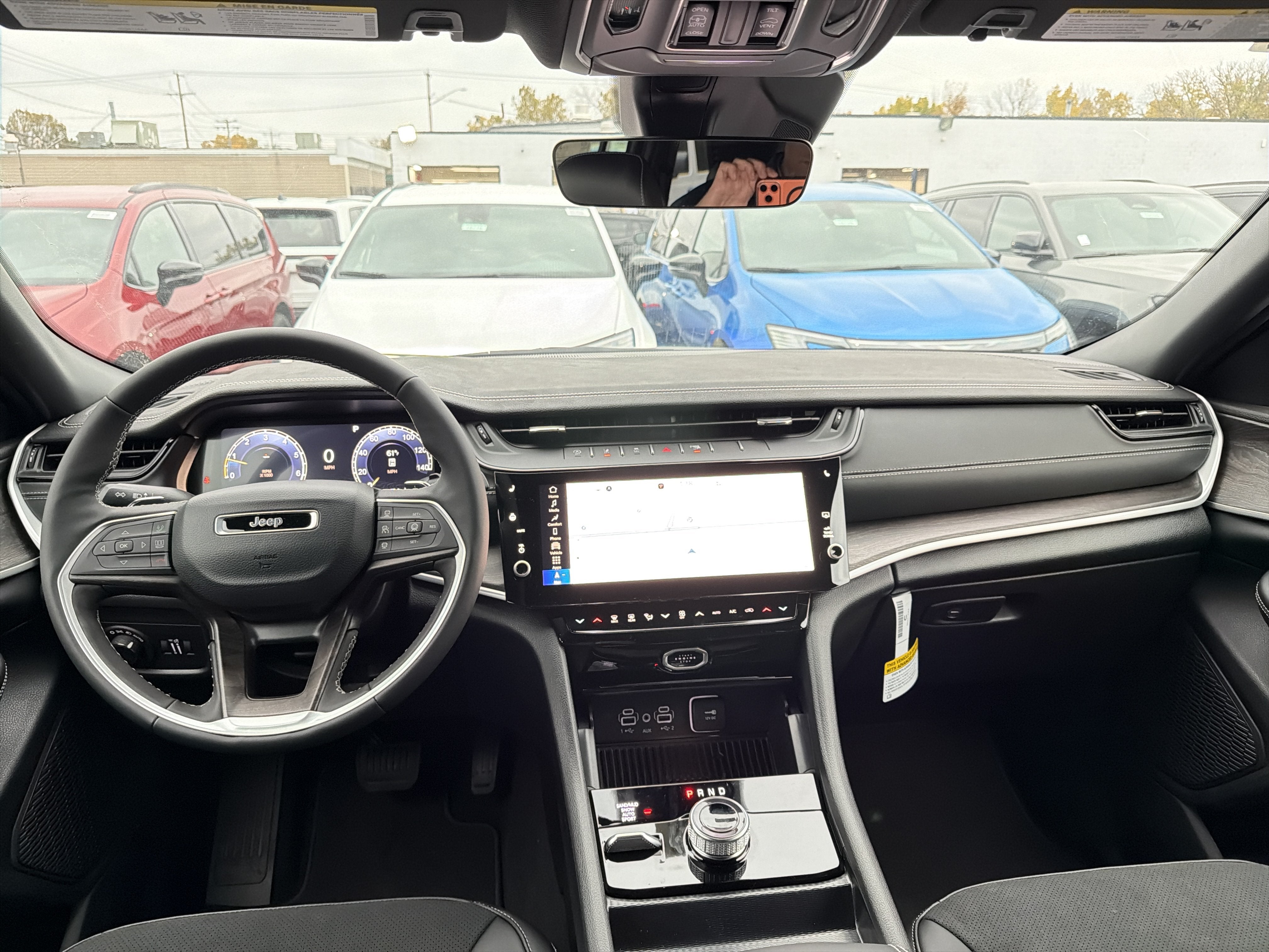 2027 Jeep Grand Cherokee Laredo Altitude