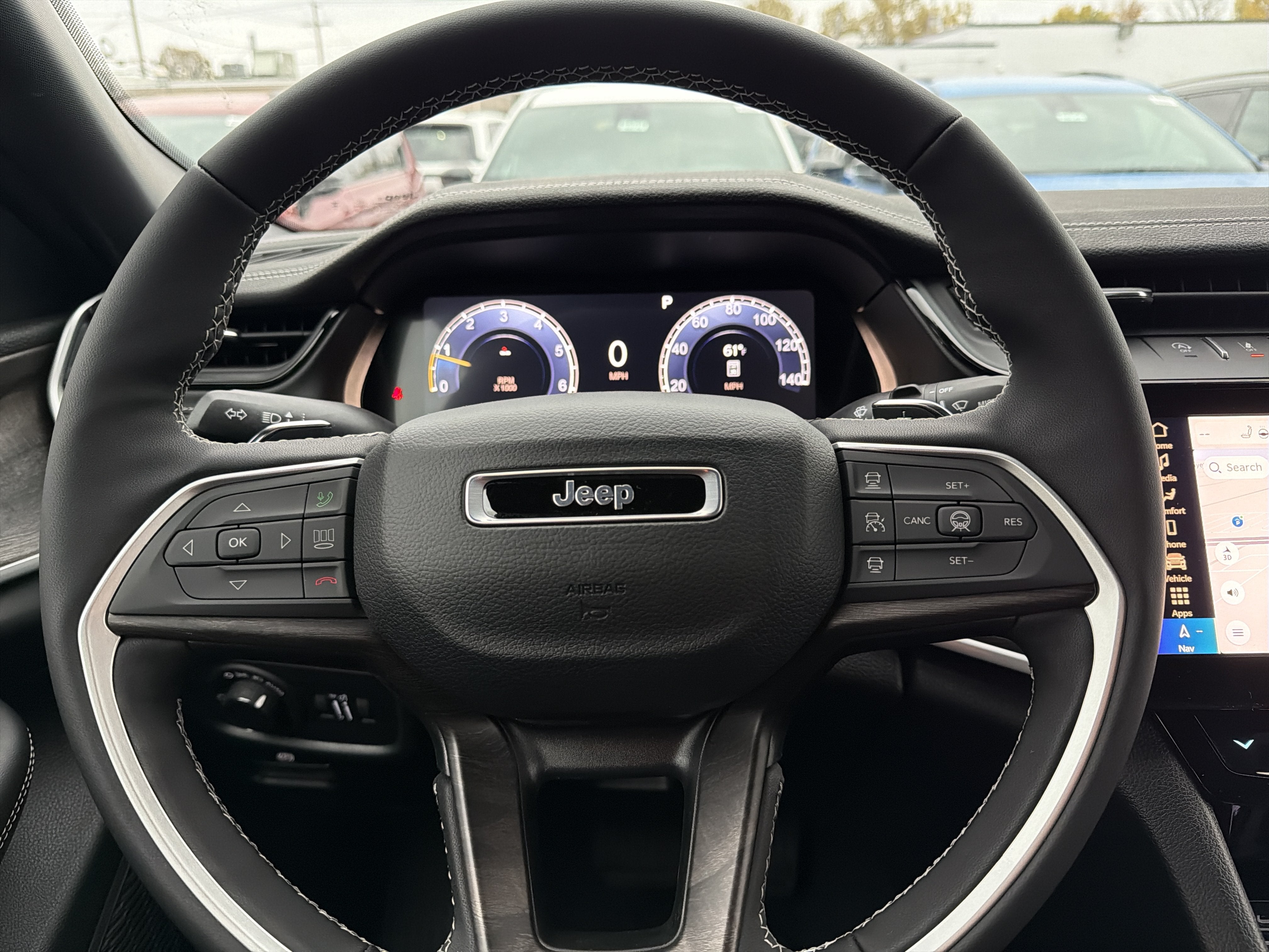 2027 Jeep Grand Cherokee Laredo Altitude