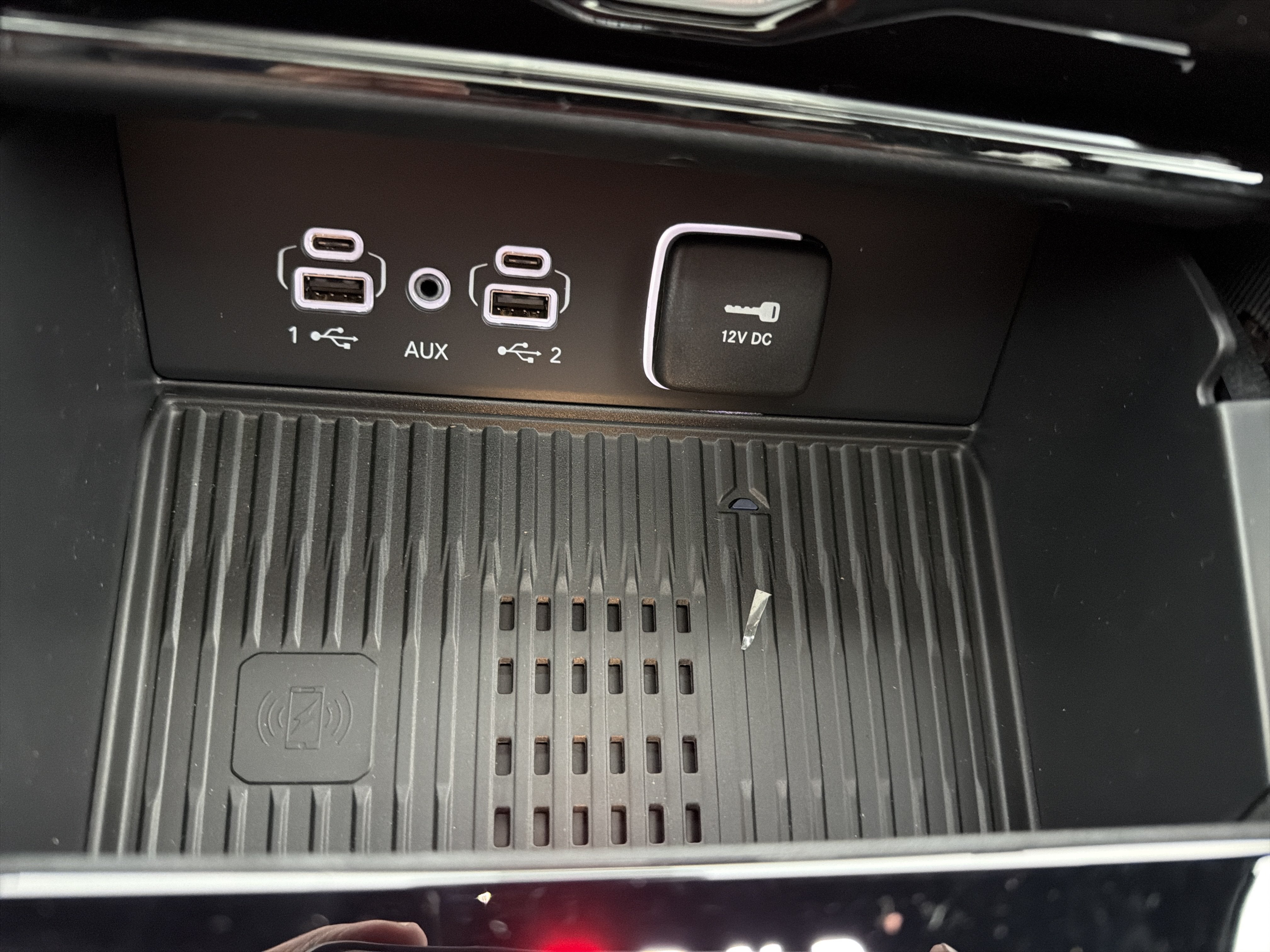2027 Jeep Grand Cherokee Laredo Altitude