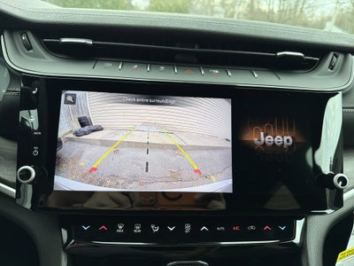 2026 Jeep Grand Cherokee Laredo Altitude