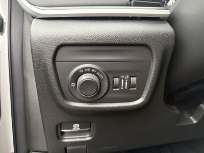 2027 Jeep Grand Cherokee Laredo Altitude