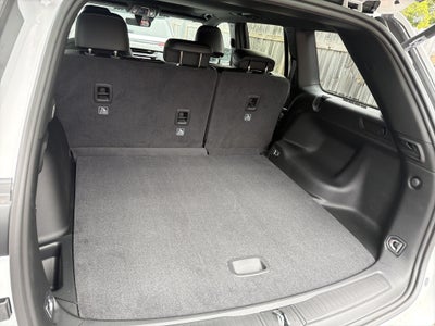 2027 Jeep Grand Cherokee Laredo Altitude