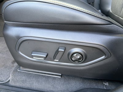 2027 Jeep Grand Cherokee Laredo Altitude