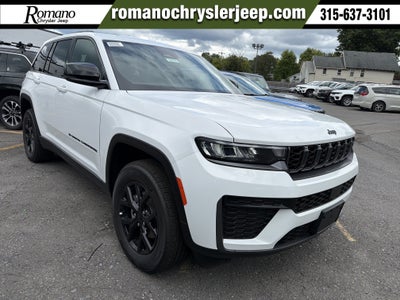 2026 Jeep Grand Cherokee Laredo Altitude