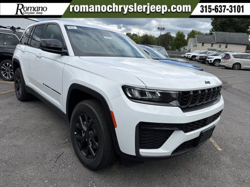 2026 Jeep Grand Cherokee Laredo Altitude