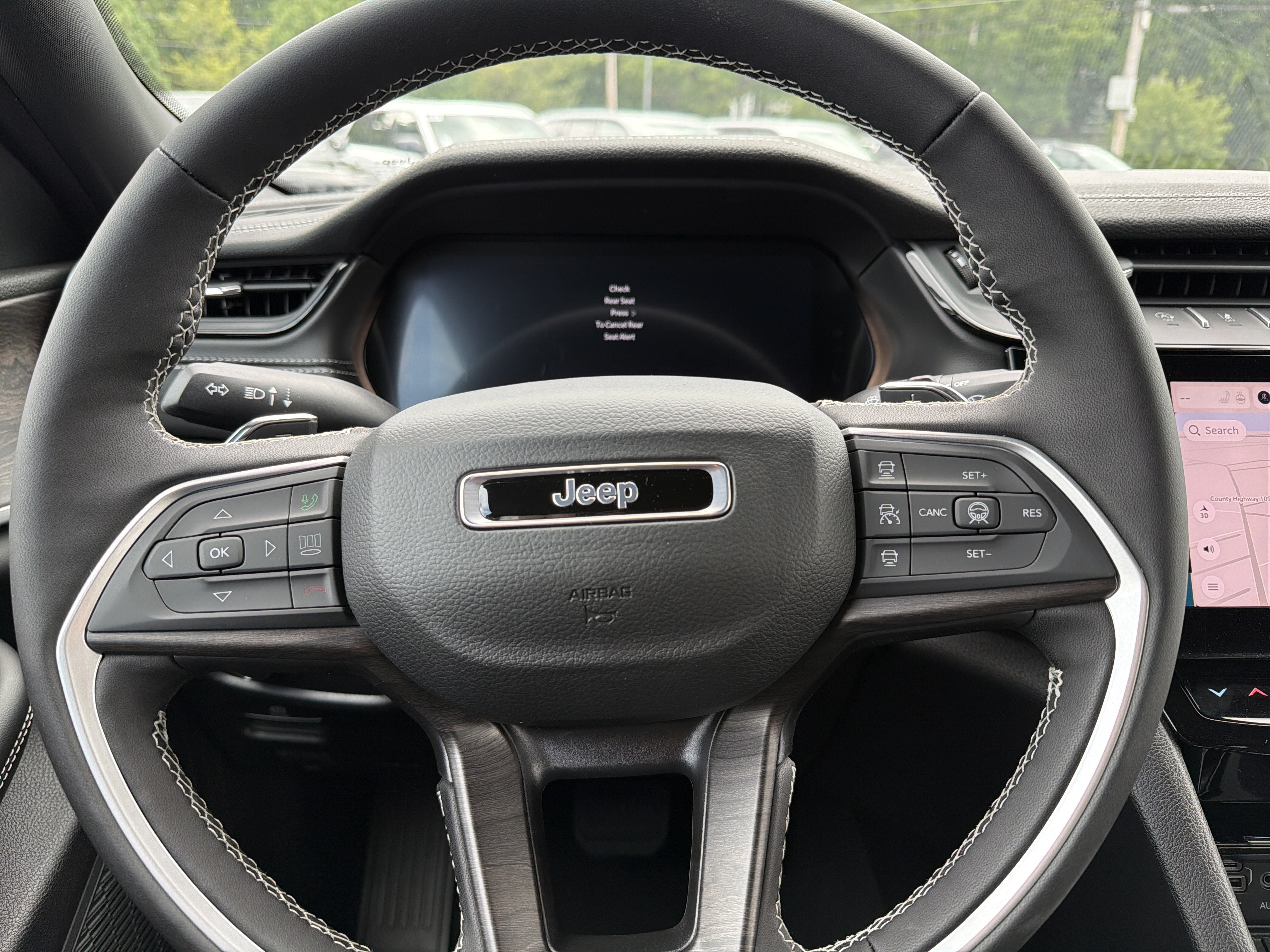 2026 Jeep Grand Cherokee Laredo Altitude