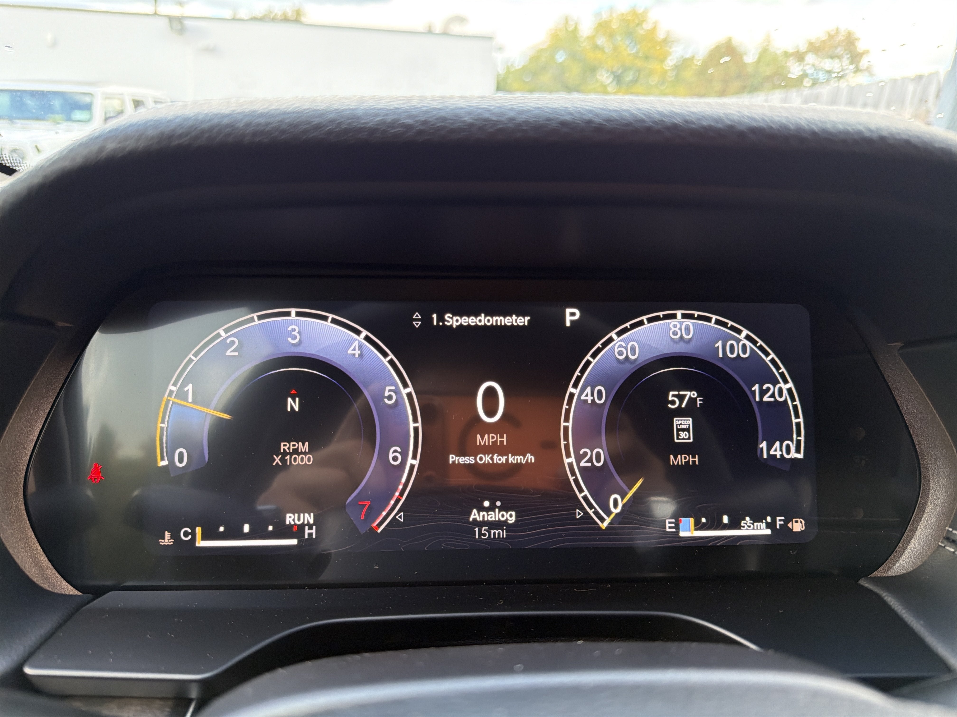 2027 Jeep Grand Cherokee Laredo Altitude