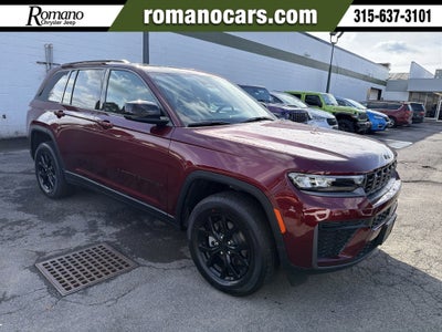 2026 Jeep Grand Cherokee Laredo Altitude