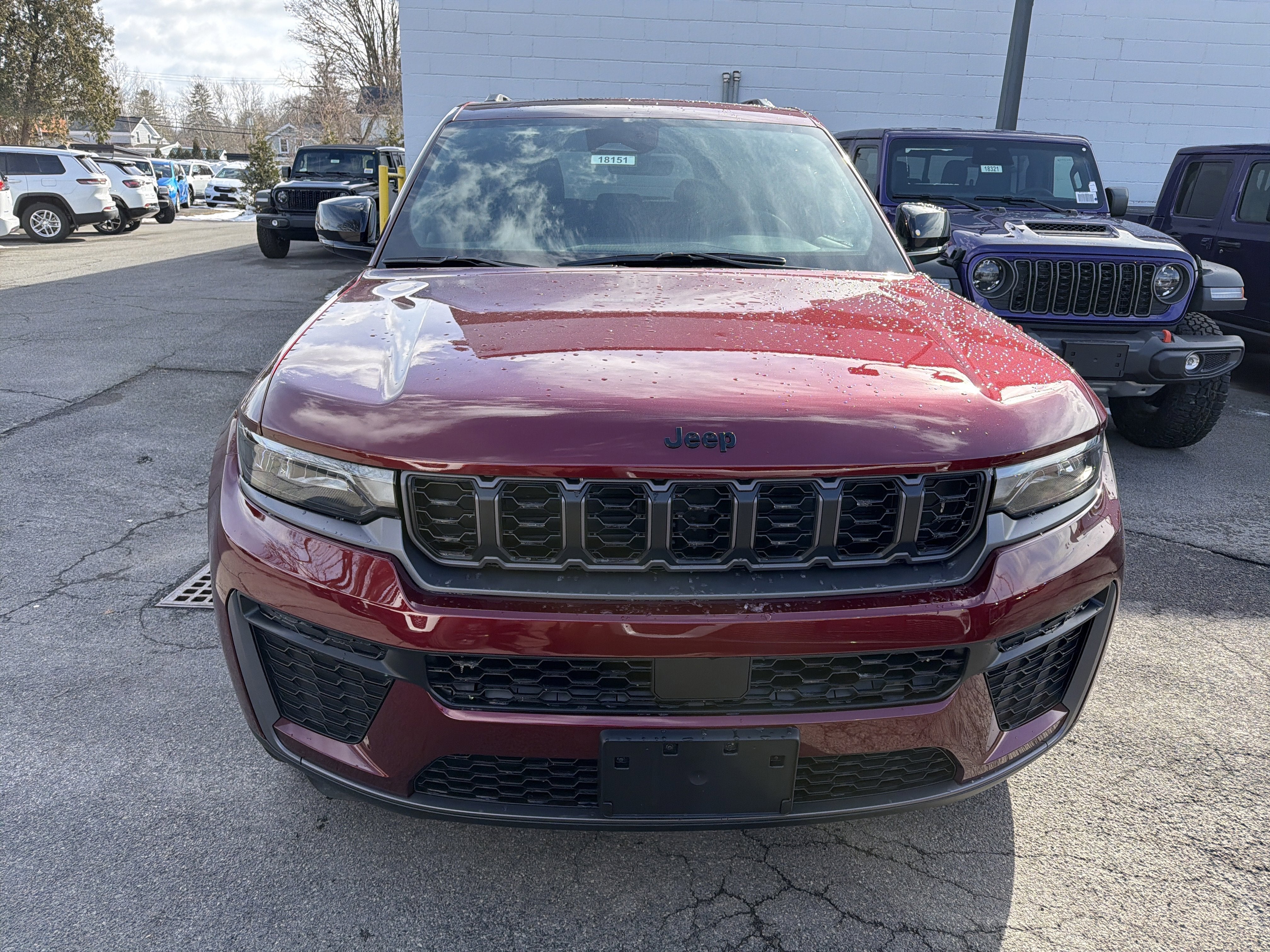 2026 Jeep Grand Cherokee Laredo Altitude