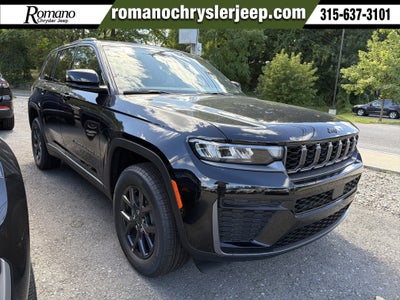 2027 Jeep Grand Cherokee Laredo Altitude