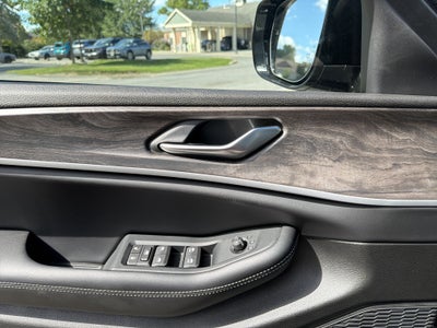 2027 Jeep Grand Cherokee Laredo Altitude
