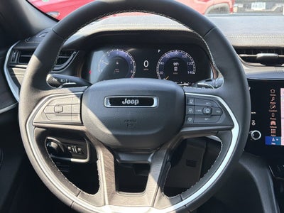 2026 Jeep Grand Cherokee Laredo Altitude