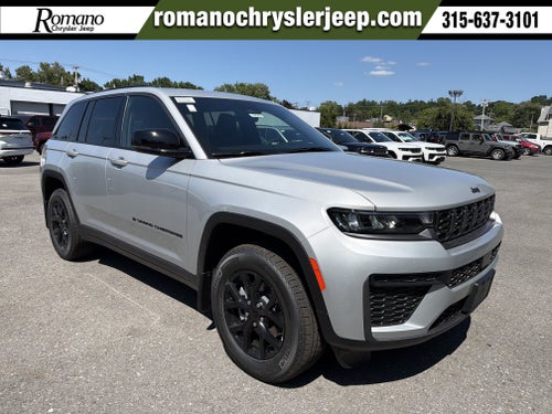 2026 Jeep Grand Cherokee Laredo Altitude