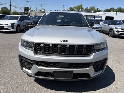 2026 Jeep Grand Cherokee Laredo Altitude