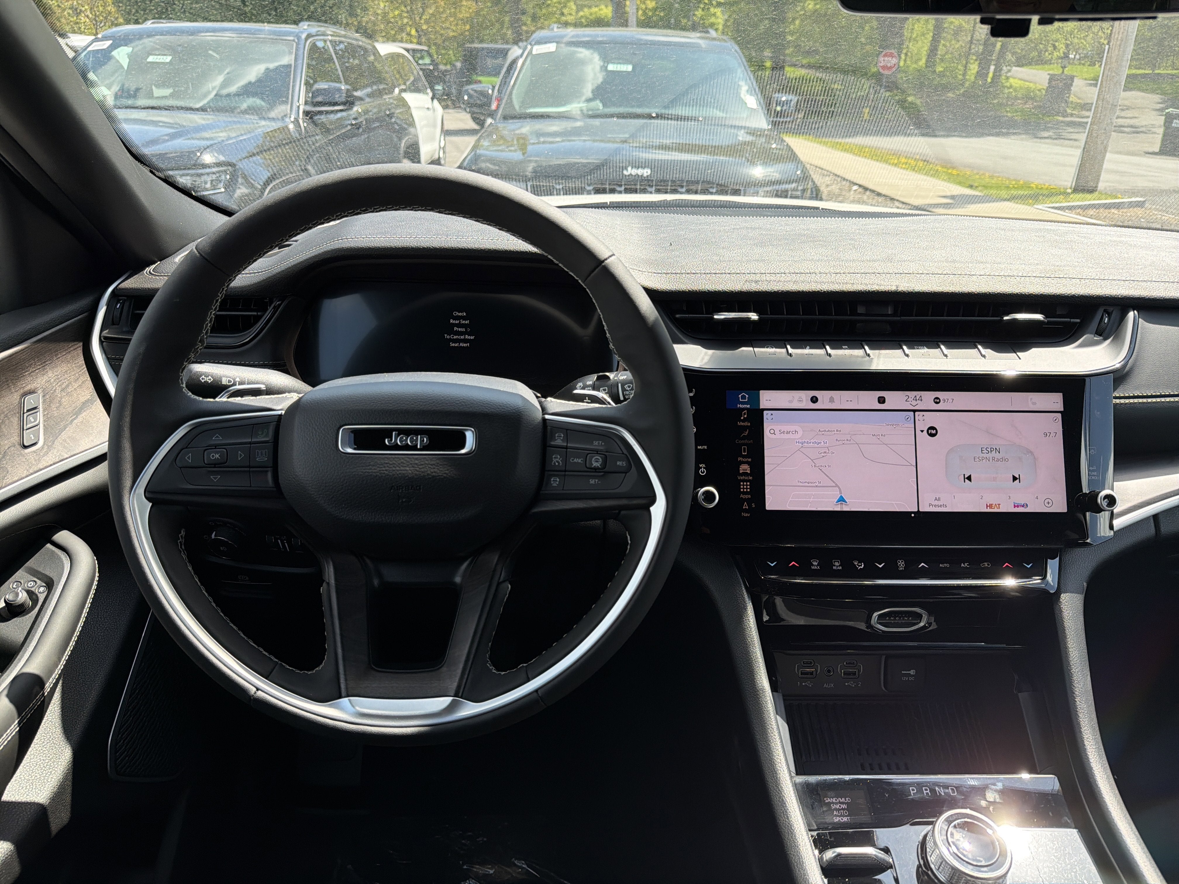 2026 Jeep Grand Cherokee Limited Reserve