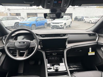 2027 Jeep Grand Cherokee Limited